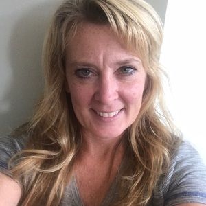 Meet your Posher, Lori